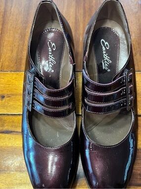 Burgundy Patent Leather Earthies